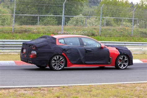 2021 Kia Stinger GT Spied, Expected to Have 3.5-Liter Turbo and ...