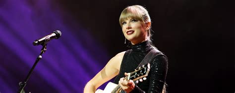 Taylor Swift’s 7 Best Country Collaborations | 100.9 The Grade ...