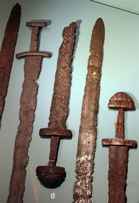 Viking swords | MOTIV: Sverd PERIODE: Vikingtid FUNNSTAD: Hj… | Flickr