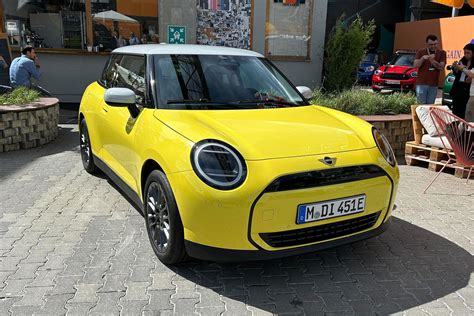 First drive: 2023 Mini Cooper Electric prototype review | Speak EV ...