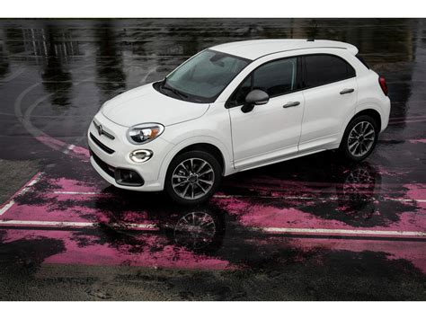 2023 FIAT 500X: 115 Exterior Photos | U.S. News