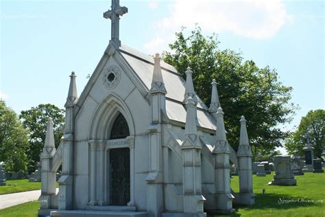 November Obscura: Mount Carmel Cemetery, Chicago- Al Capone