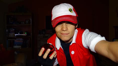 Pokemon Trainer Red Cosplay | hXcHector.com