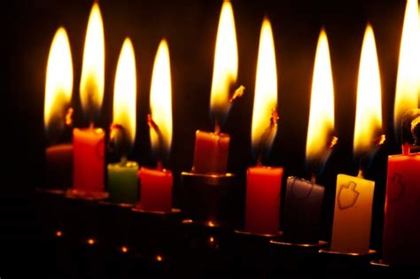 Eight Hanukkah Songs for Eight Nights of Celebration - Holidappy