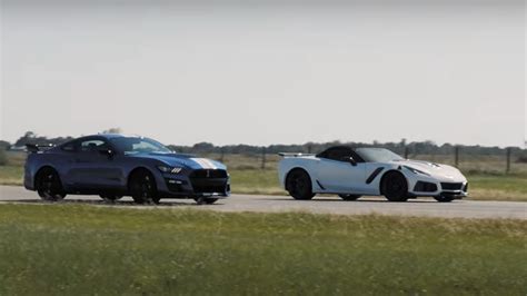 2020 Shelby GT500 Takes On C7 Corvette ZR1 In Drag Race: Video | LaptrinhX / News