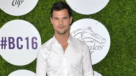 Taylor Lautner Highlights | Famous Birthdays