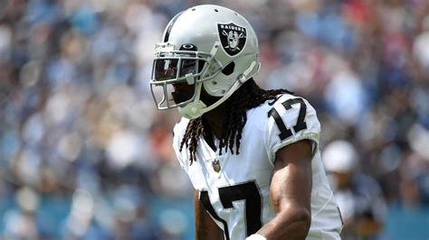 Watch: Raiders WR Davante Adams careful to avoid cameramen after win vs ...