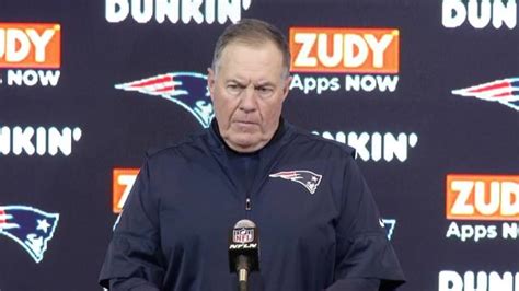 Bill Belichick has prolonged pause after postgame press conference question