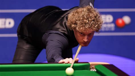 World Snooker Championship 2021 - Neil Robertson crushes Liang Wenbo to ...