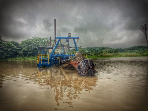 Dredger - PT. Intan Sarana Teknik