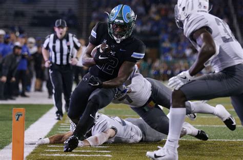 Memphis Football: Tigers collapse in first AAC showdown vs. Tulane