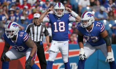 WATCH: Case Keenum Caps Off Buffalo Bills' First Half in Style - Sports ...