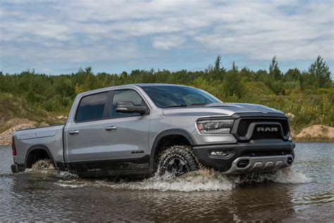 2020 RAM 1500 Test Drive: Does the EcoDiesel Deliver? | GearJunkie