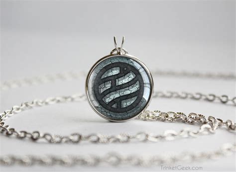 Naruto pendant Nara clan symbol – Trinket Geek