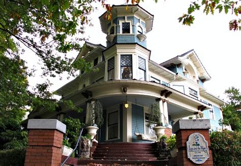 Portland Houses in the Victorian Age - Preservation Artisans Guild