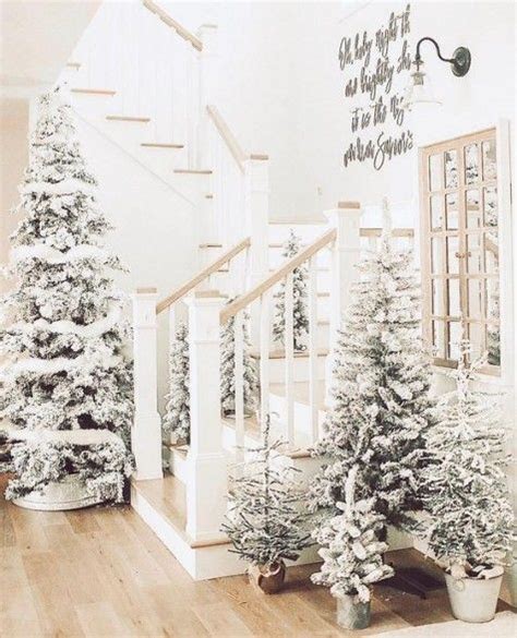 20+ Winter Wonderland Tree Ideas