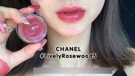 Swatch CHANEL N°1 De Lip And Cheek Balm #LivelyRosewood5 - YouTube