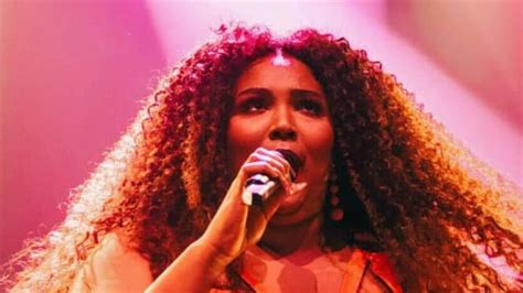 Lizzo UK Tour 2023 Dates, Venues, Tickets Price, Pre-Sale Release Date ...