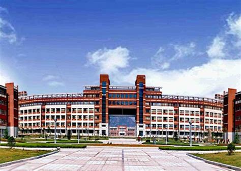 Shandong University of Science & Technology (Qingdao, China)