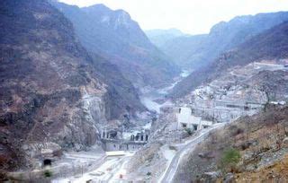 Cahora Bassa Dam under construction. ~ The Moza eye