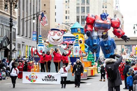 America’s Thanksgiving Parade in Downtown Detroit Returns In-Person for ...