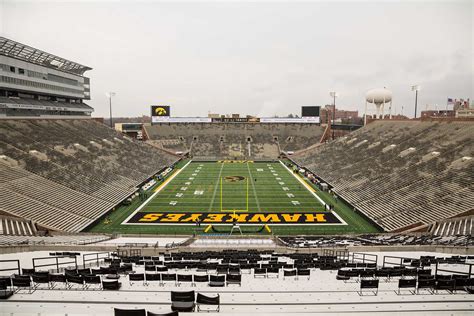 Kinnick Stadium Seating Capacity | Awesome Home