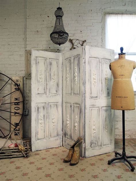 11 Great Ideas for Repurposed Doors: Transforming Old Doors into ...