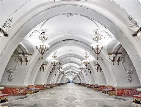 Russia's historic metro stations captured in awe-inspiring photographs ...