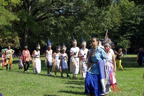 Hundreds gather in the Bronx to celebrate Native American culture