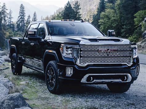 Meet the 2022 GMC Sierra HD Denali Black Diamond Edition