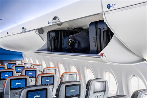 Press Release: JetBlue reveals interior of new Airbus A220-300 - Runway ...