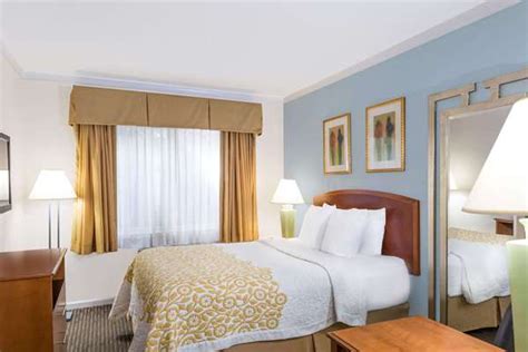 Days Inn Miami Airport North Miami Springs, FL - See Discounts