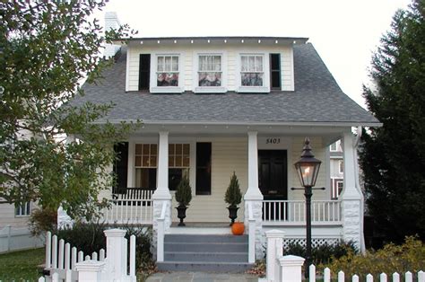 American Bungalow Style Houses Facts and History | Guide to Architectural Styles | Home Design ...