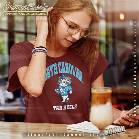 UNC Tar Heels Mascot Logo Shirt - Vintage & Classic Tee