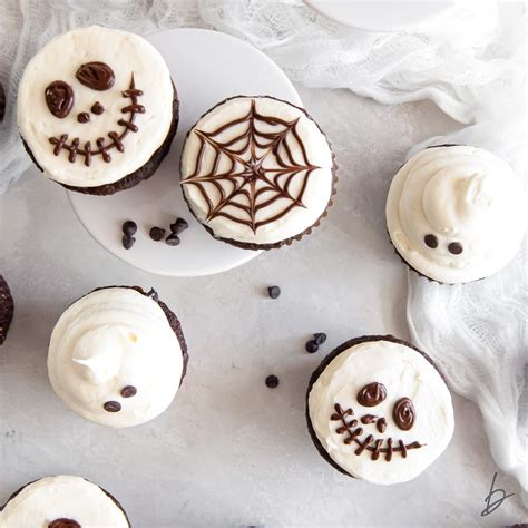 Easy Halloween Cupcakes – If You Give a Blonde a Kitchen