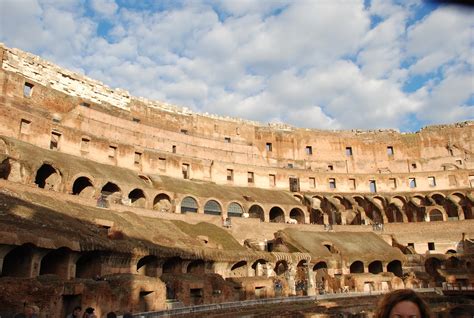 Arquitectura de la Roma Antigua: Monumentos, Arquitectura civil