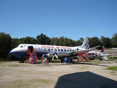 VICKERS VISCOUNT Aircraft History Pictures and Facts