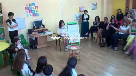 English lesson, 3 -4 years old European School Kindergarten. - YouTube