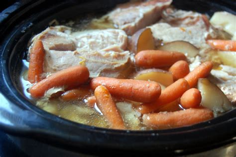 Cassie Craves: Crock Pot Pork Roast with Potatoes and Carrots