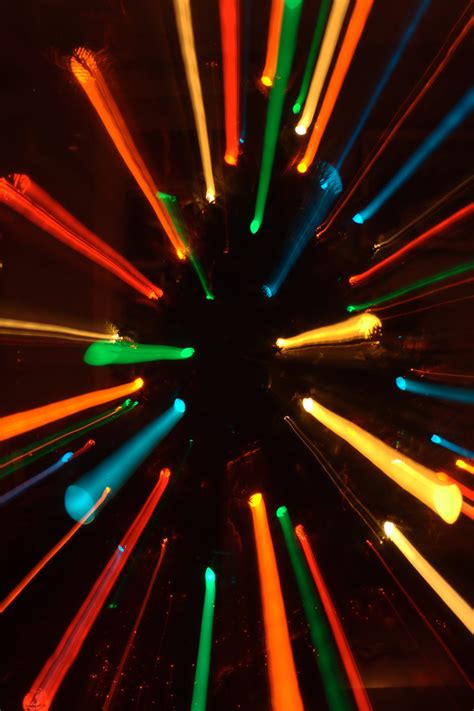 Exploding Lights | Christmas tree light zoom effect. | Dave Ginsberg | Flickr