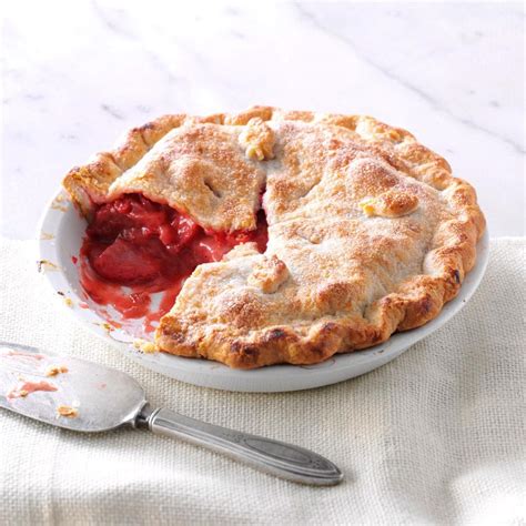 Double-Crust Strawberry Pie Recipe: How to Make It