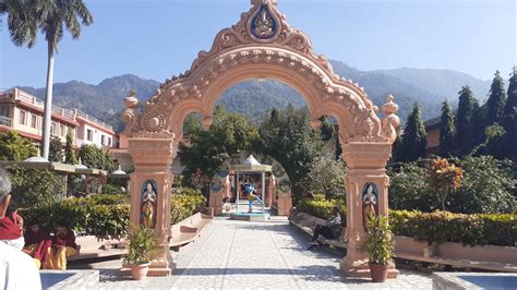 Parmarth Niketan Rishikesh - Luxury Tours from Delhi by Odin