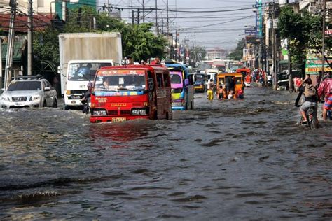 Flood, gridlock after 4-hour rain | The Freeman