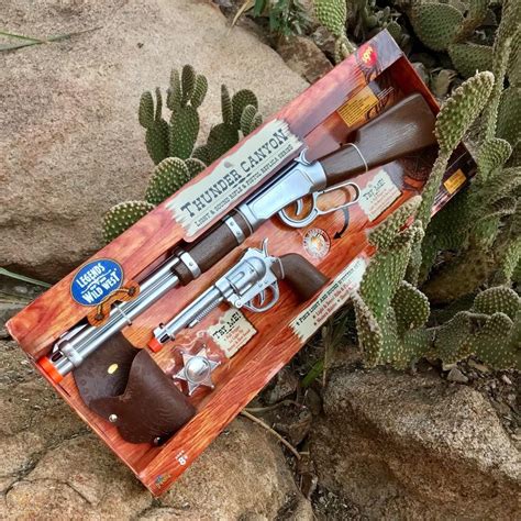 IMPERIAL LEGENDS OF THE WILD WEST REPLICA THUNDER CANYON RIFLE PISTOL ...