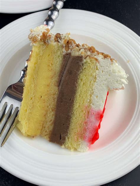 Italian Rum Cake - Feeling Foodish