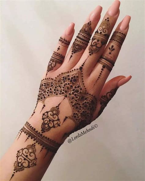 Best Mehndi designs - simple black henna designs in pictures! Tuko.co.ke