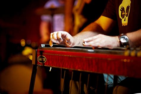 10 pedal steel guitar players should know