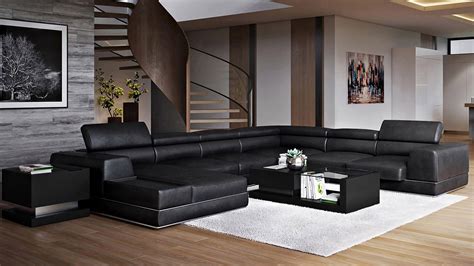 Wynn Sectional - Black