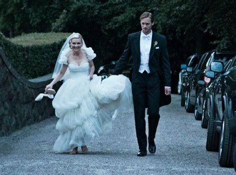 Kirsten Dunst Melancholia Wedding Dress