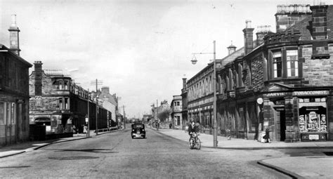 Tour Scotland Photographs: Old Photographs Main Street Larbert Scotland